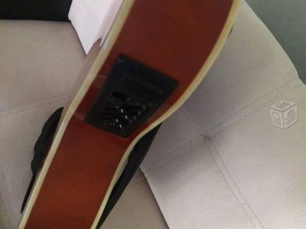 Guitarra Electroacustica Distele