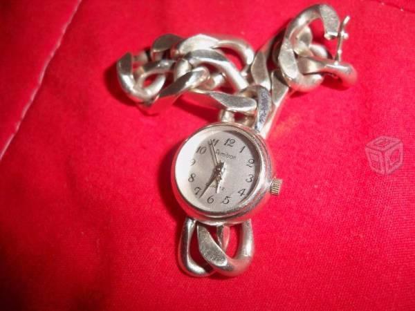 Reloj de plata