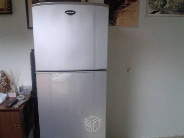 Refrigerador Seminuevo Marca Acros