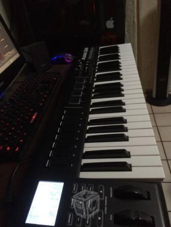 MIDI Alesis Qx49