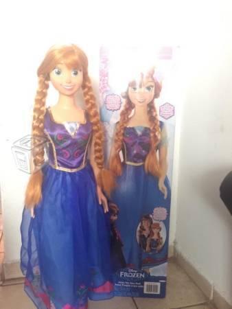 Hermosas muñecas de Frozen Ana & Elsa