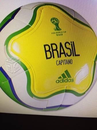 Pelota fut bol pele brasil capitano