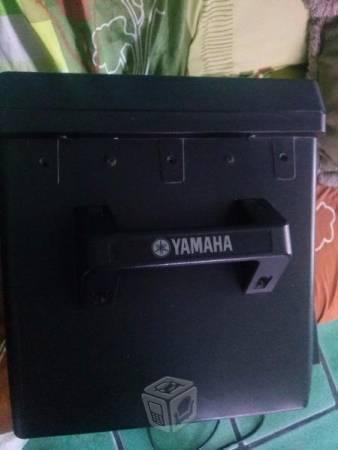 Consola amplificada yamaha