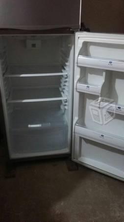 Se vende refrigerador marca whirpool