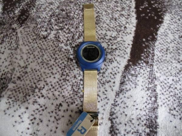 Reloj Reebok Digital Retro Vintage Color Blue Gold