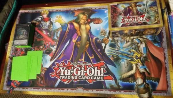 Deck Yu-Gi-Oh Noble Knight, con tapete