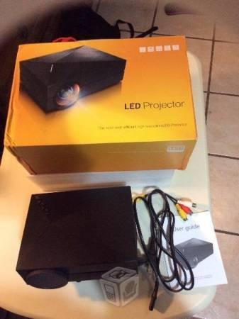 Proyector Mini LED LCD Projector
