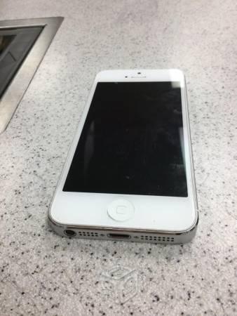 V/C iPhone 5 AT&T 16GB