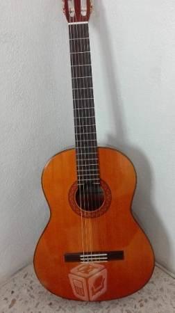 Guitarra acústica yamaha c70