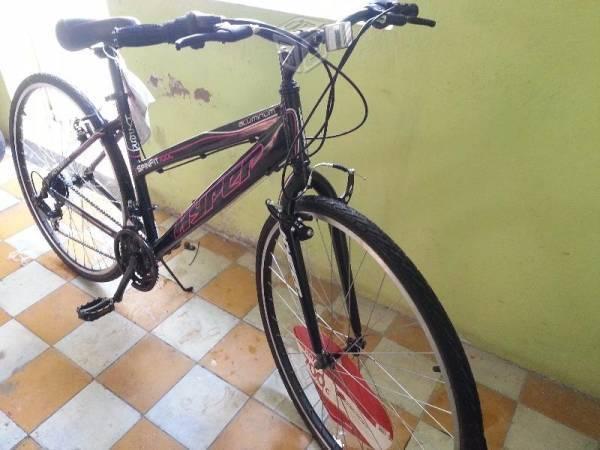 Bicicleta hiper nueva 700