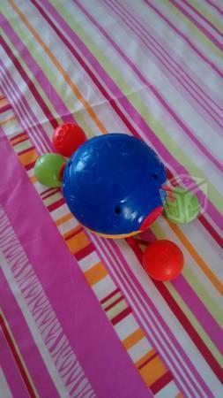 Pelota gatea conmigo fisher price